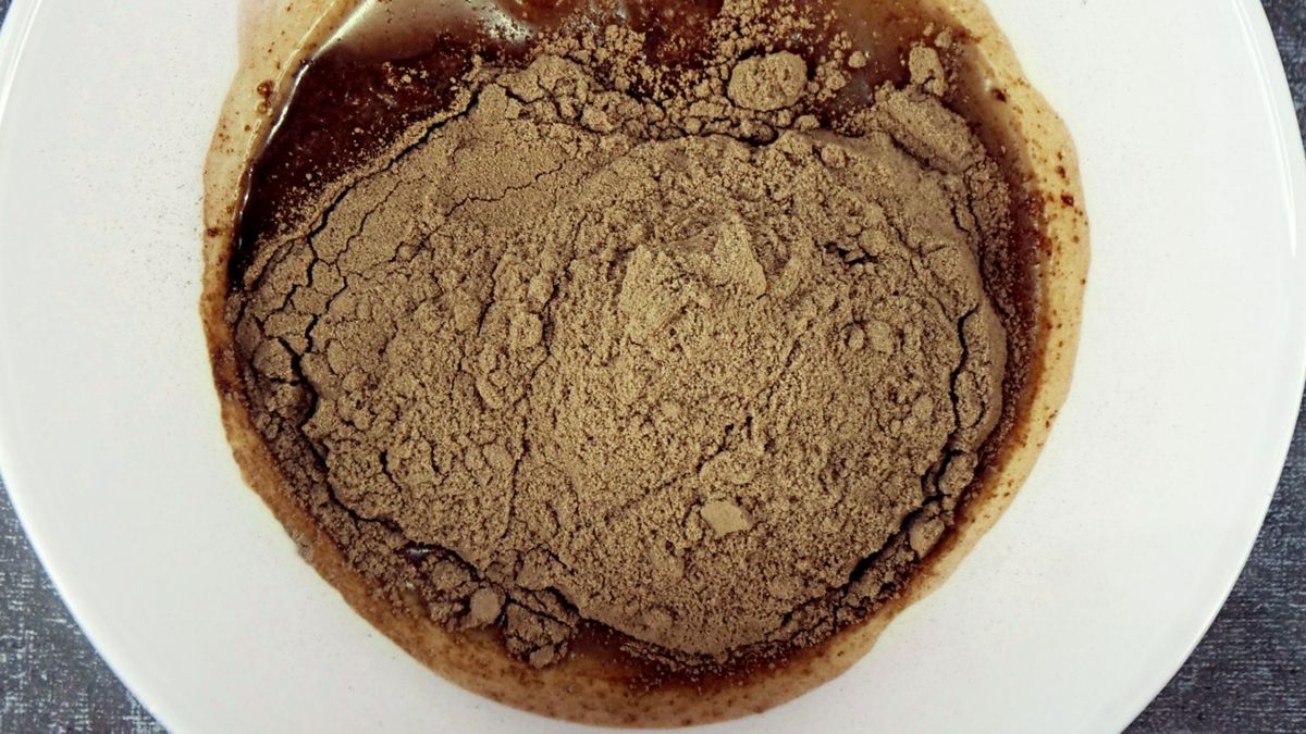 wspiera koncentrację, redukuje zmęczenie i poprawia wydolność zarówno umysłową, jak i fizyczną.