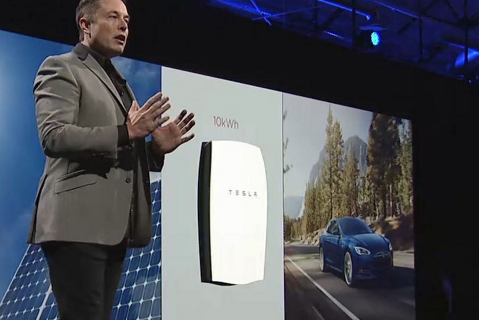 Elon Musk znowu to zrobił! Oto Powerwall: akumulator, który dostarczy energię dla domu!