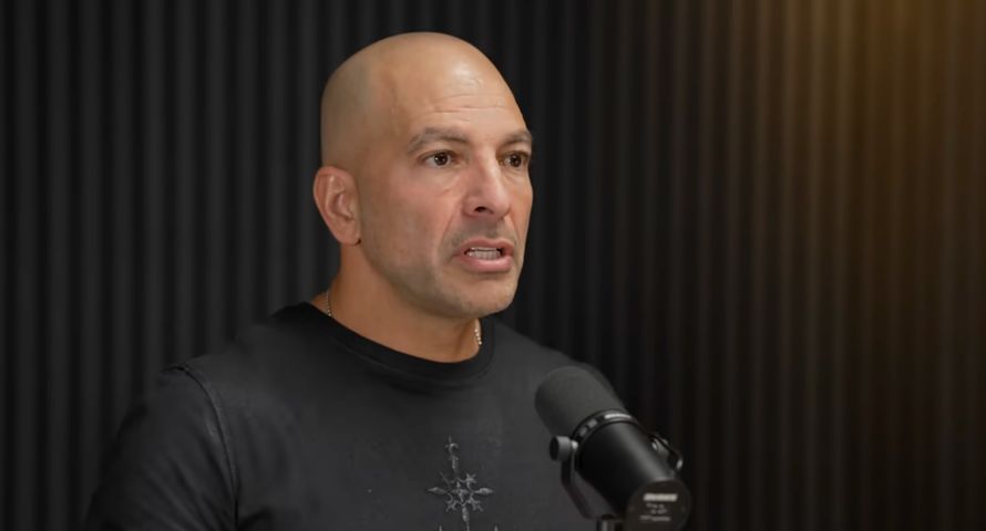 Stacja CBS zrezygnuje ze współpracy z komentatorem. W tle afera Epsteina