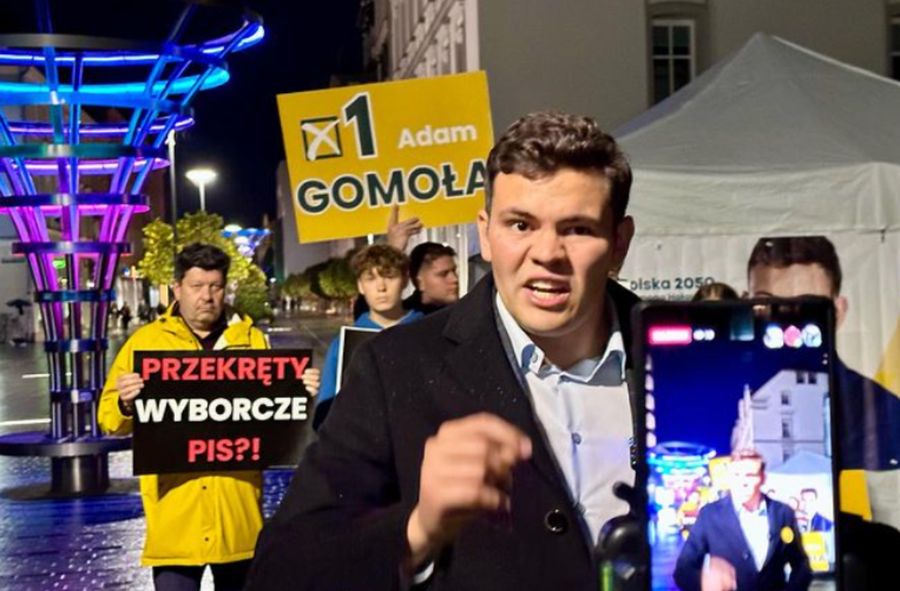 Adam Gomoła jest najmłodszym posłem w X kadencji Sejmu