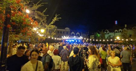 Taneczny weekend na Starym Rynku. Przed nami dwie potańcówki pod chmurką