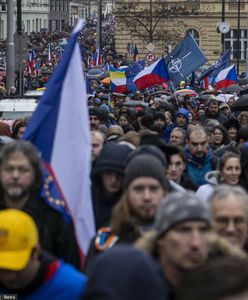 Tysiące Czechów wyszło na ulice. Masowy protest w Pradze