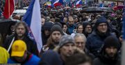 Tysiące Czechów wyszło na ulice. Masowy protest w Pradze