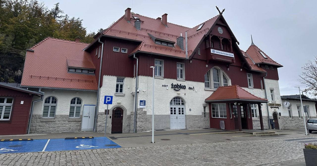 Szklarska Poręba: Mały dworzec z prestiżowym wyróżnieniem