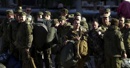 Putin powołuje bandytów i najemników. Gen. Polko: "Masowy pobór ośmieszył drugą armię świata"