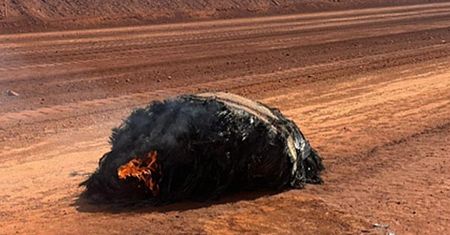 Fragment chińskiej rakiety spadł w Australii. Płonął, gdy go znaleźli
