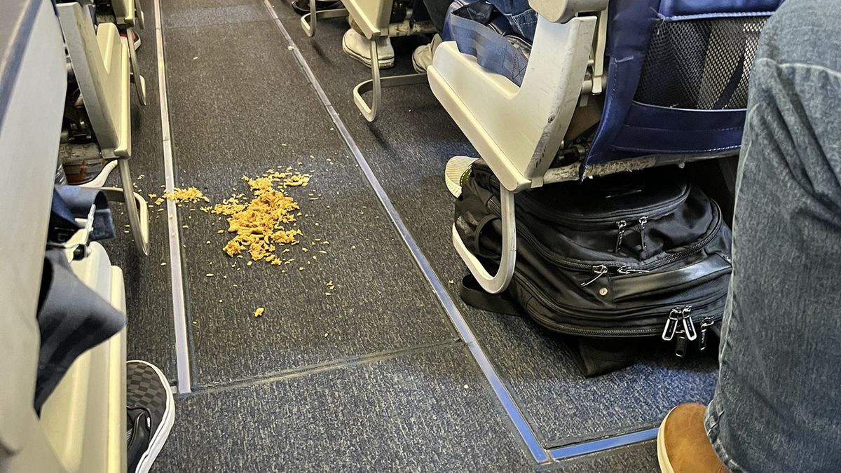 Rozsypany ryż spowodował opóźnienie startu