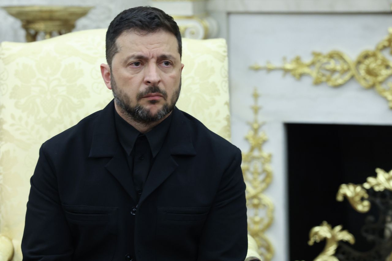 Projektant Zełenskiego zabrał głos. "Tu nie chodzi o garnitur"