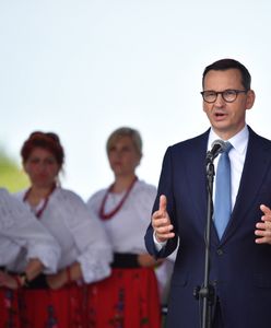 Wczoraj Kaczyński, dziś Morawiecki. Mocne słowa o TVN