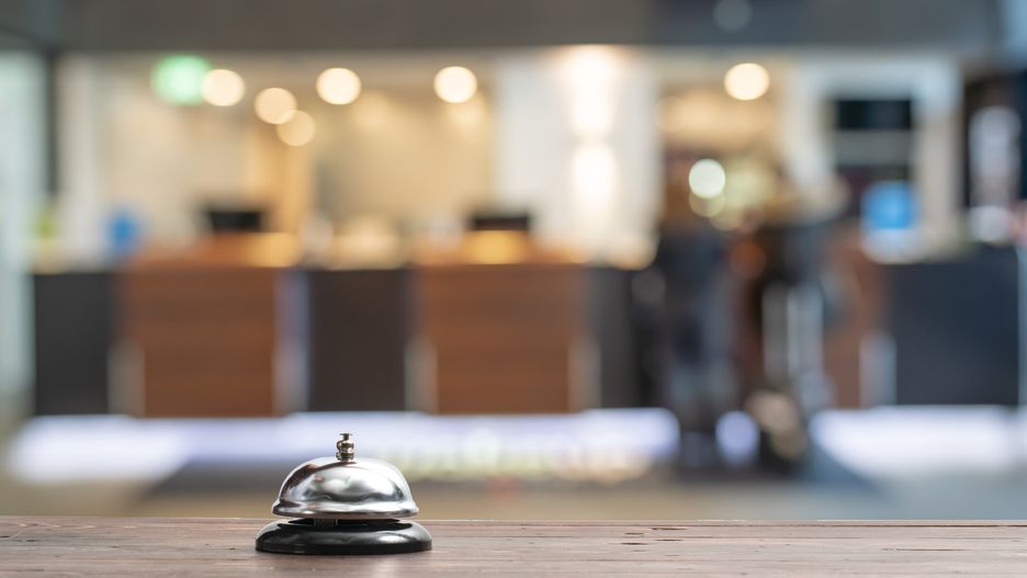 Hotel zakazał wstępu osobom w ubraniu od konkretnych marek