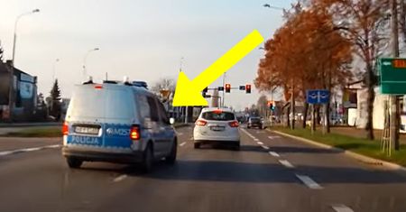 Oto co zrobiła policja w Łomży. Lawina komentarzy. Mandat wyniósłby 1500 zł
