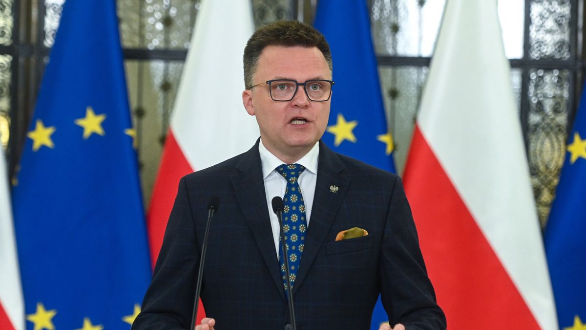 Szymon Ho�ownia
Piotr Nowak
10 10., briefing prasowy, kadencja, kadencji, marsz��ka Sejmu, polityk, polityka, posiedzenie, sejm, sejmu