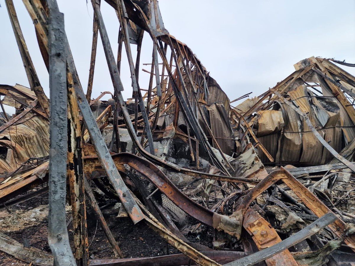 Oględziny pogorzeliska w Gdańsku – śledczy badają przyczyny pożaru