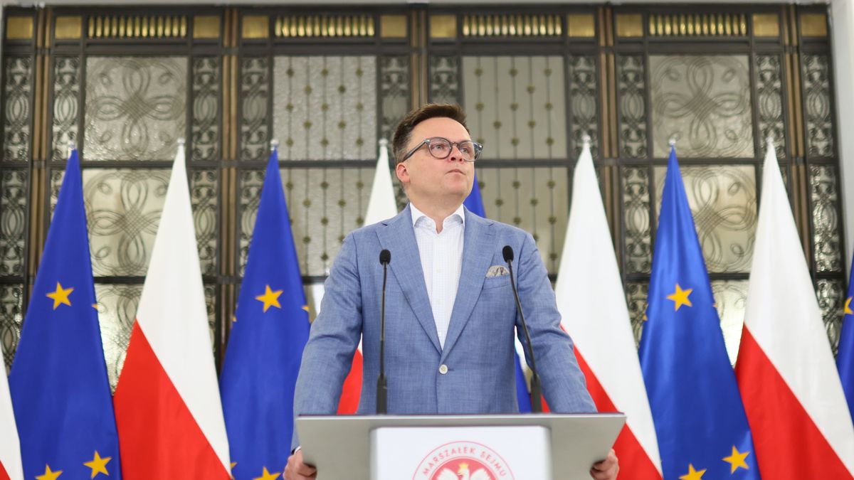 "Powinien być zlikwidowany". Szymon Hołownia jasno o obecnym systemie finansowania kościoła