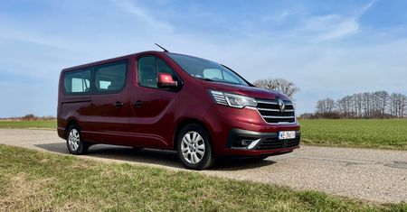 Test: Renault Trafic Combi - solidna prostota