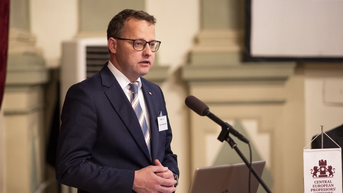 Marcin Romanowski odnalazł się na Węgrzech