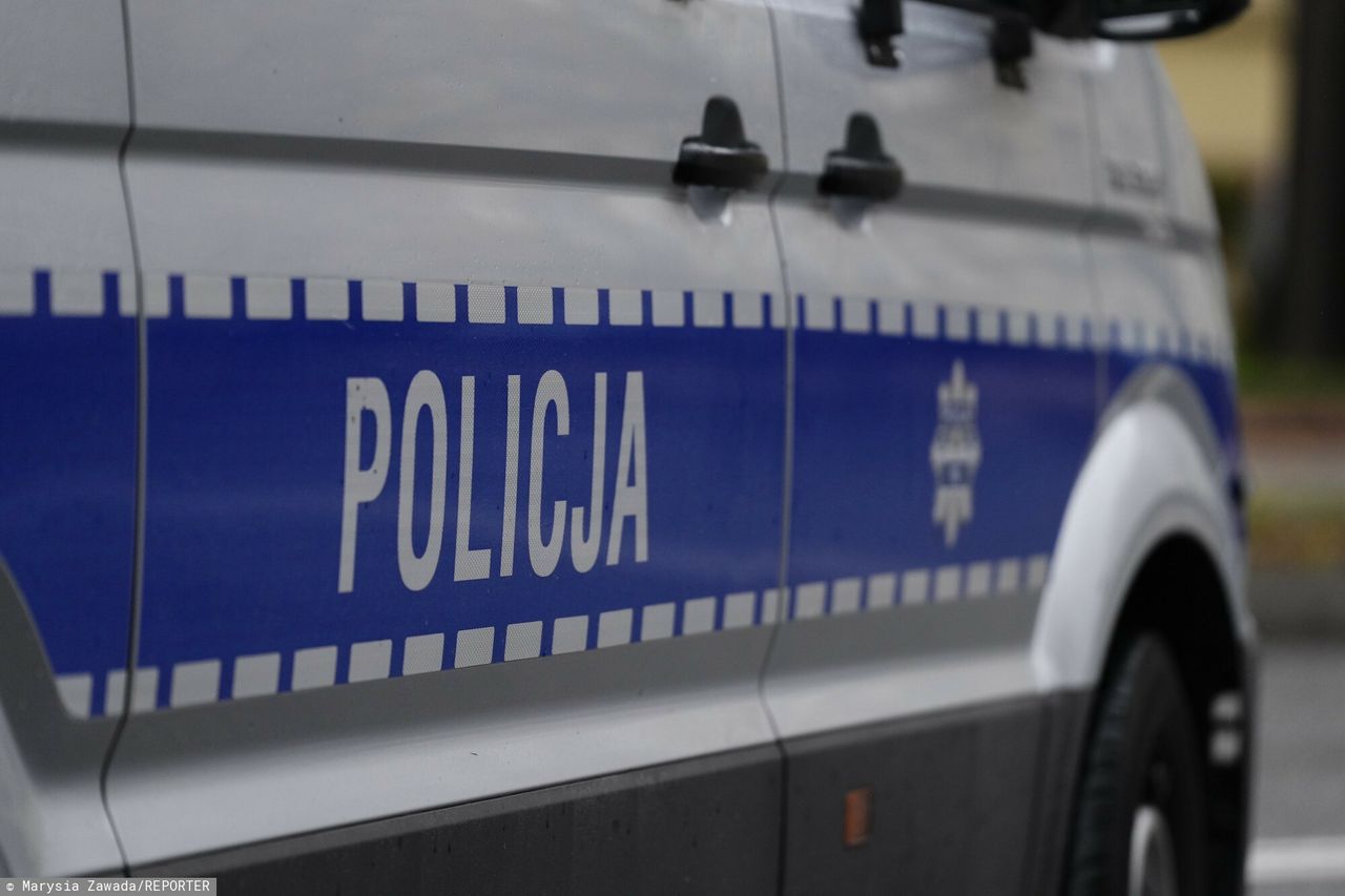 Atak nożem w galerii handlowej. 21-latek z zarzutem