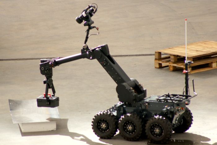 Polskie roboty i samoloty bezzałogowe kontra terroryści. 10 scen z pokazu projektu Proteus [zdjęcia] 6
