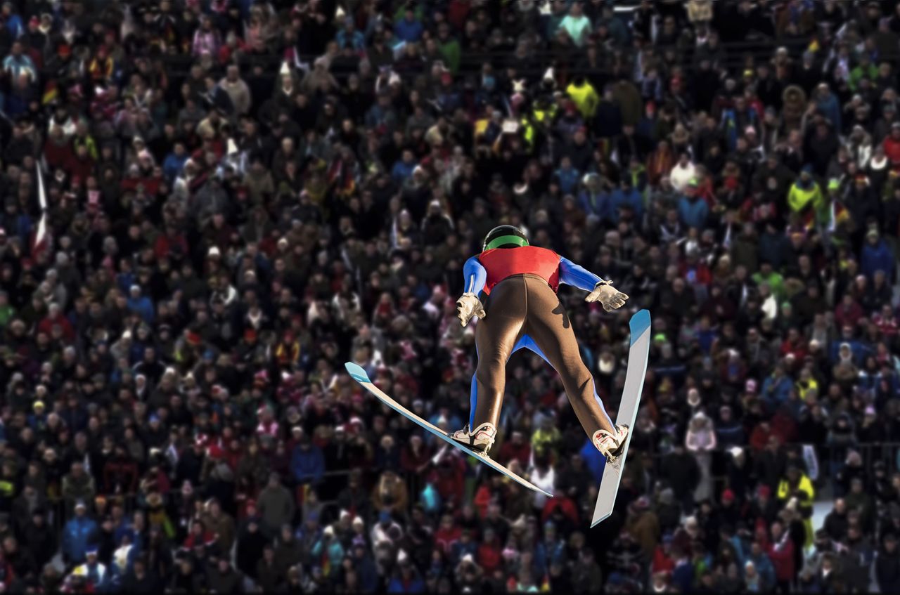 „Żółte kartki” dla skoczków. FIS zaostrza przepisy po aferze z kombinezonami