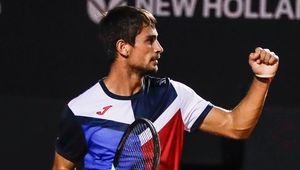 Argentyńczyk obronił meczbole. O tytuł zagra z rewelacyjnym kwalifikantem