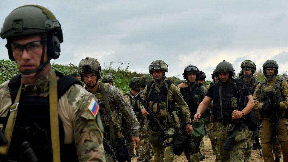 arch52Soldiers of the Russian Interior Ministry attend to the All-Russian shooting competition "Forever Alive" in Saint Petersburg on August, 25, 2022. (Photo by Olga MALTSEVA / AFP)OLGA MALTSEVA