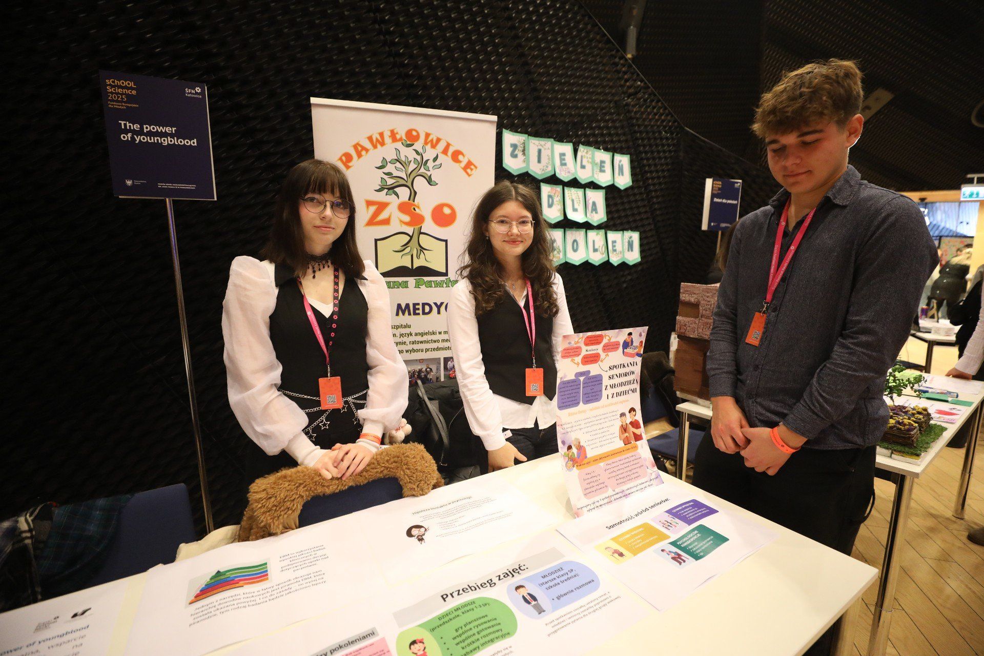 Finał dziewiątej edycji Śląskiego Festiwalu Nauki Katowice. Dyskusje, warsztaty, pokazy i... gwiazdy TikToka. Działo się