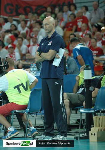 John Speraw drugi sezon jest szkoleniowcem USA