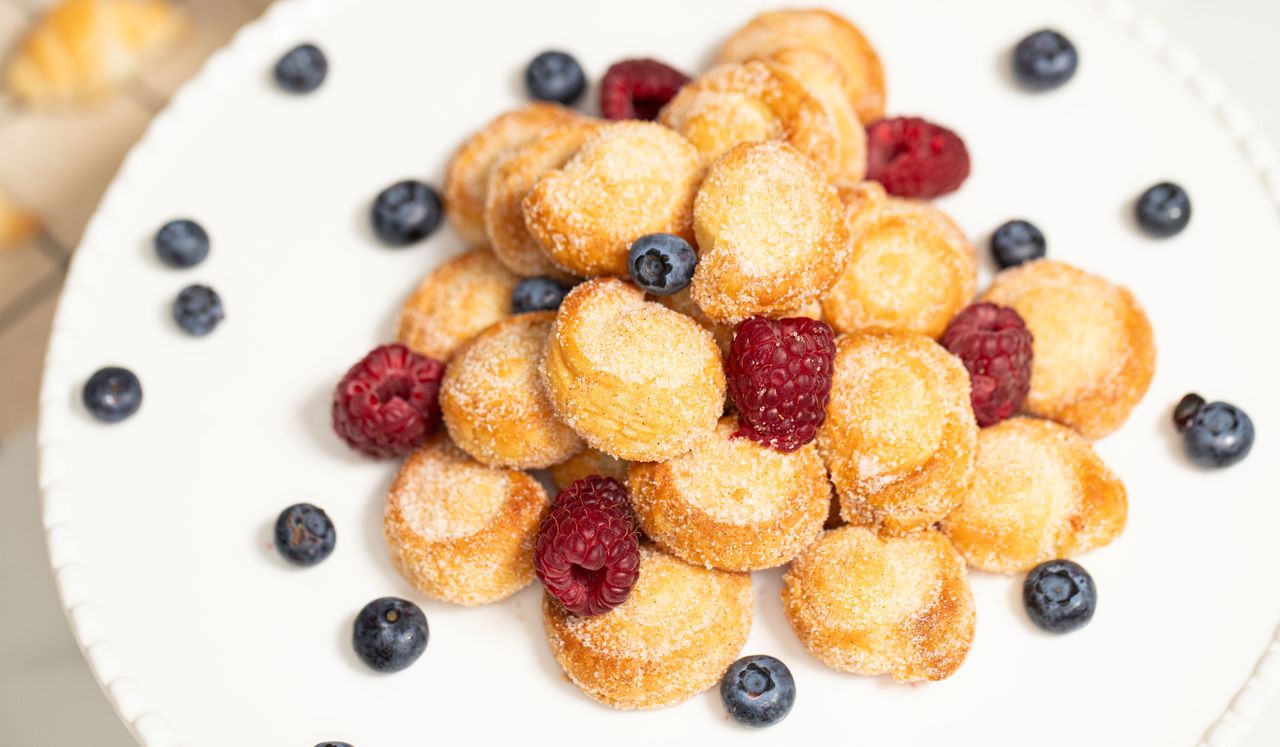 Szybkie ślimaczki z ciasta francuskiego. Idealne, gdy najdzie cię ochota na coś słodkiego