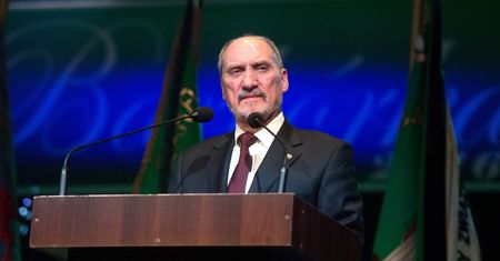 Górnictwo w Polsce. Macierewicz: Polska węglem stoi i to się nie zmieni
