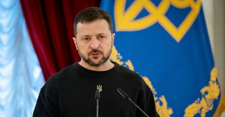 "Śmieją się z tej sytuacji". Gorzkie słowa Zełenskiego o Bidenie
