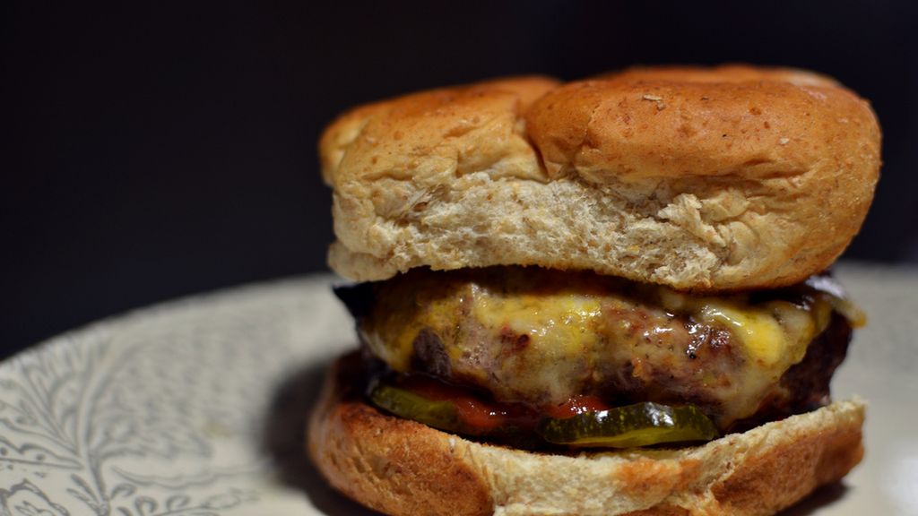 Burgery z peklowanej szynki wieprzowej, na zimno