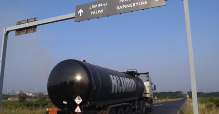 "Wystarczył drobny błąd w NIP". Kary, upadłości, licytacje majątku przez przepisy o akcyzie