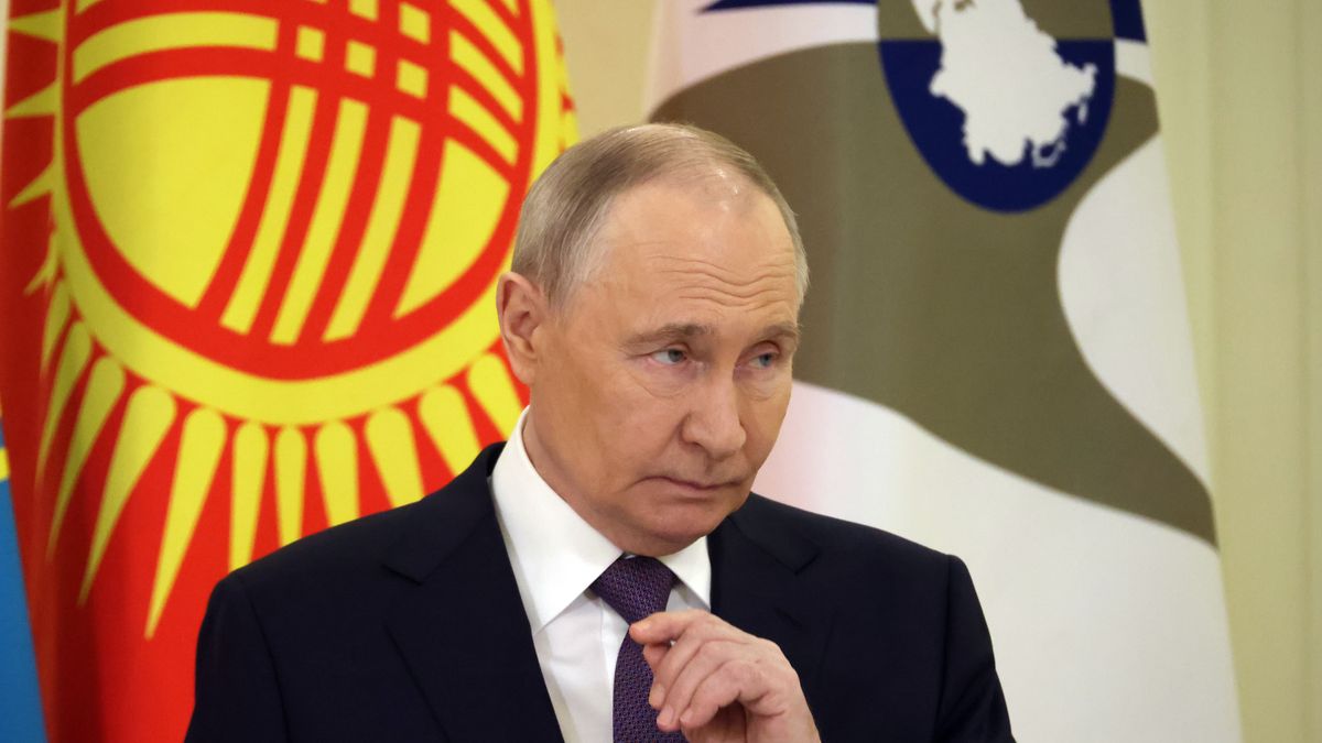 SAINT PETERSBURG, RUSSIA - DECEMBER 21: Russian President Vladimir Putin looks on during the Eurasian Economic Union Summit, on December 21, 2025 in Saint Petersburg, Russia. Vladimir Putin is on a two-day trip to Saint Petersburg to attend summits and to meet leaders of ex-Soviet states. (Photo by Contributor/Getty Images)