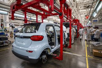Chińczycy wybrali Polskę. Będą produkować auta elektryczne w Tychach