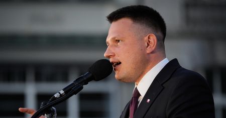 Sondażowy zwrot. Mentzen traci, Nawrocki zyskuje