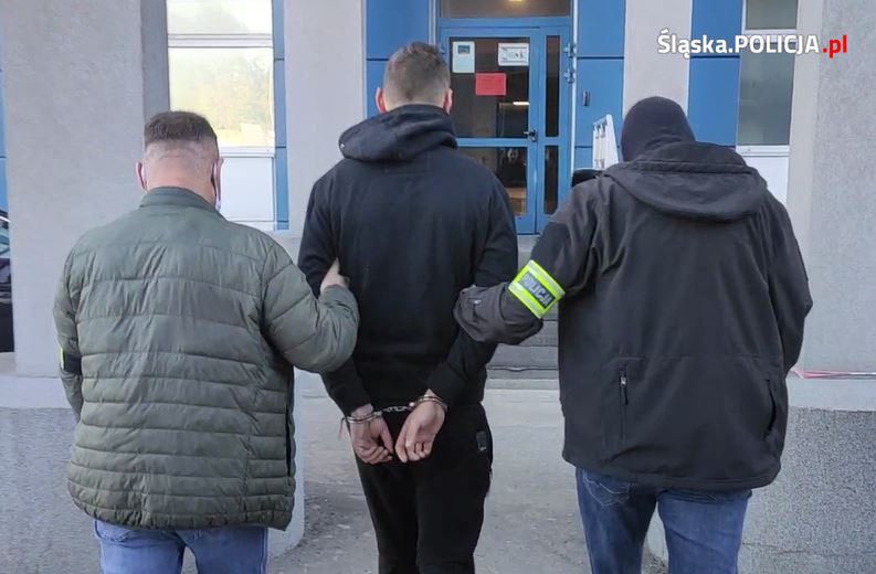 Śląsk. Policja rozbiła grupę zajmującą się czerpaniem korzyści z prostytucji.