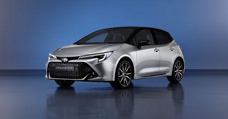 Toyota odświeża Corollę na rok 2023. Więcej mocy i więcej ekranów