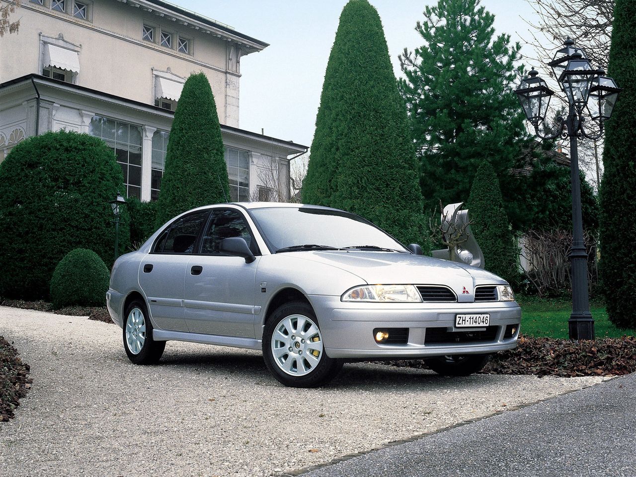 Mitsubishi Carisma (1999-2004)