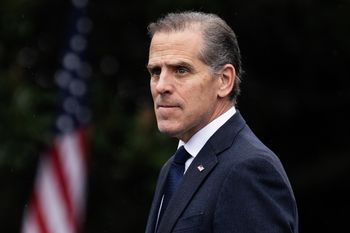 Syn Bidena kpi z wesela syna Trumpa. W tle rosyjski oligarcha
