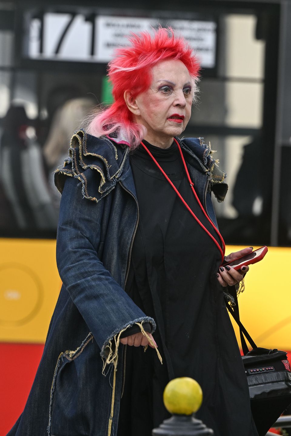 Krystyna Mazurówna "przyłapana" na ulicach Warszawy