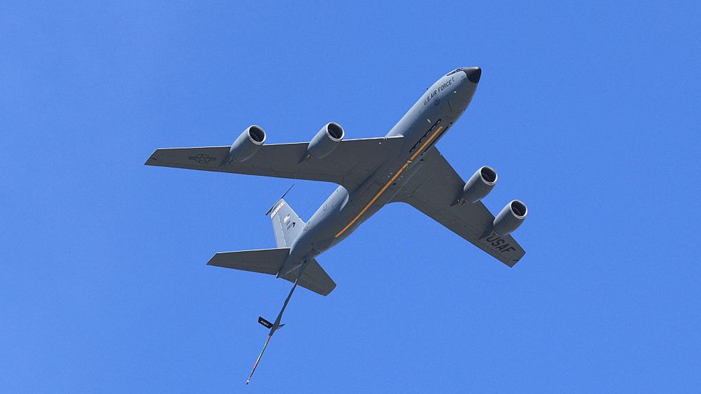 AUTO: APR 27 NASCAR Cup Series Jack Link's 500
TALLADEGA, AL - APRIL 27: A KC-135 from the 117th Air Refueling Wing flys over before the NASCAR Cup Series Jack Link's 500 race on Sunday April 27, 2025 at the Talladega Superspeedway in Talladega, Alabama.  (Photo by David J. Griffin/Icon Sportswire via Getty Images)
Icon Sportswire
racing, air national guard, 2.66 miles