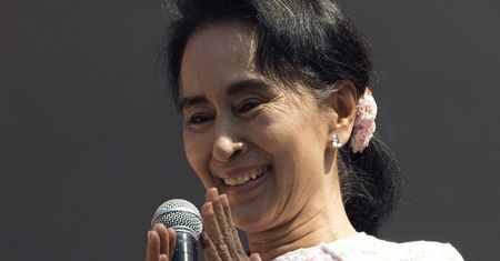 Aung San Suu Kyi odpiera zarzuty. Zapewnia, że ma normalne relacje z generałami