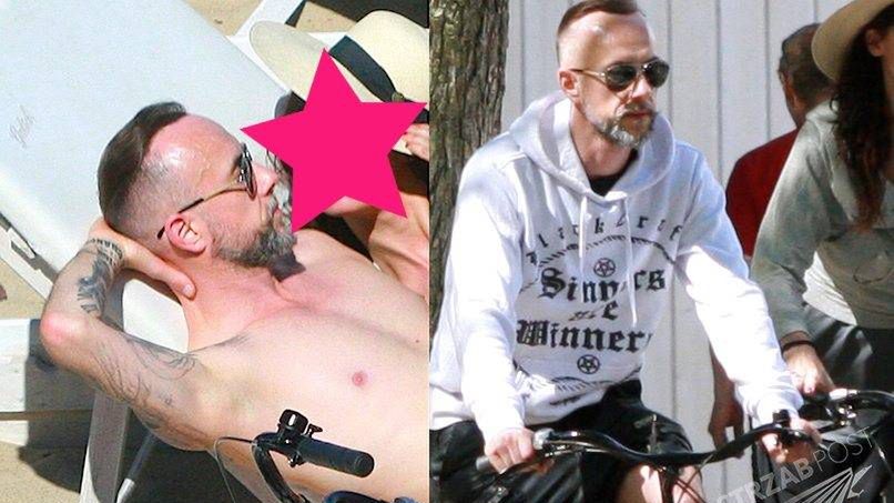 Nergal bez koszulki na plaży w Sopocie lipiec 2015 zdjęcia paparazzi