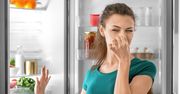 Niechciane zapachy z lodówki pójdą precz. Pozbędziesz się ich za pomocą dwóch tanich produktów