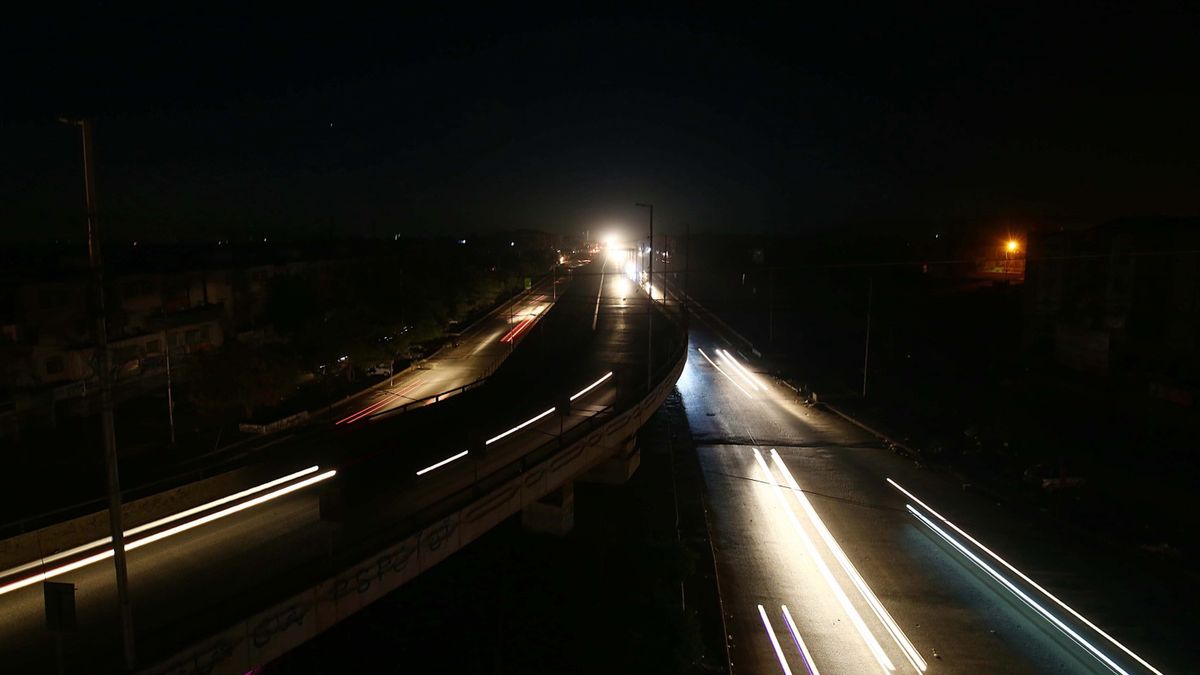 Cały Pakistan stracił dostęp do prądu