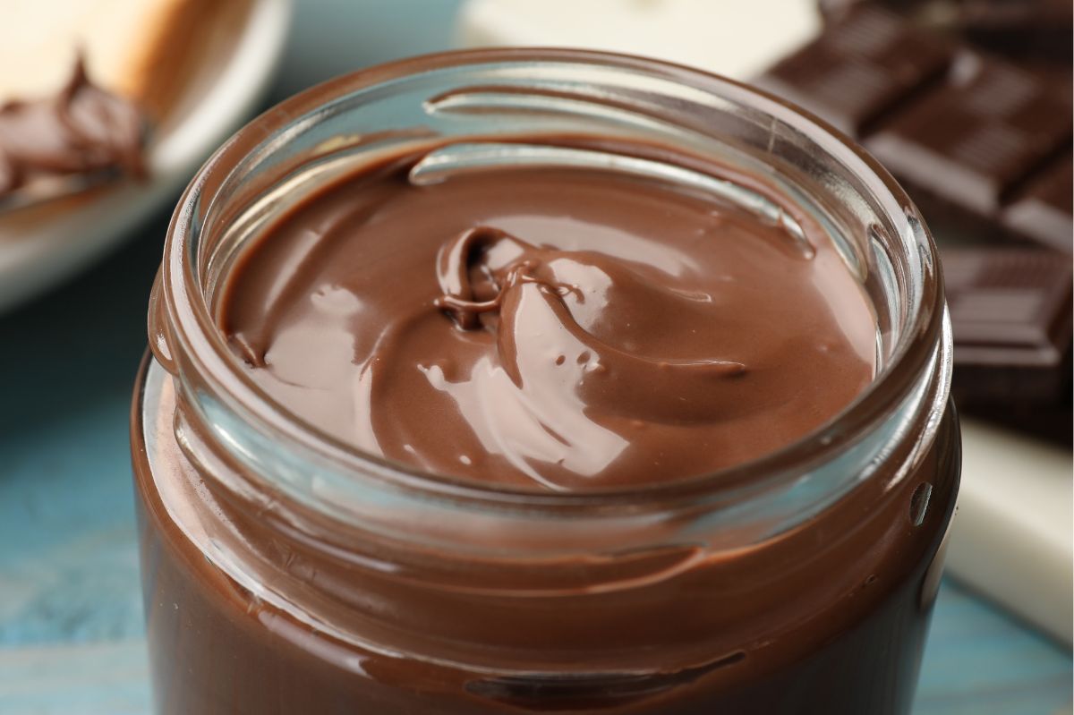 Biorę 2 składniki i krem do naleśników gotowy. Wyjadam łyżeczką, gdy czuję spadek energii