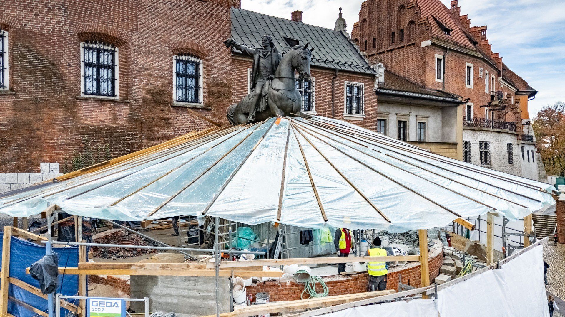 Bastion wraz z pomnikiem Kościuszki wyjdzie zza rusztowań za około pół roku