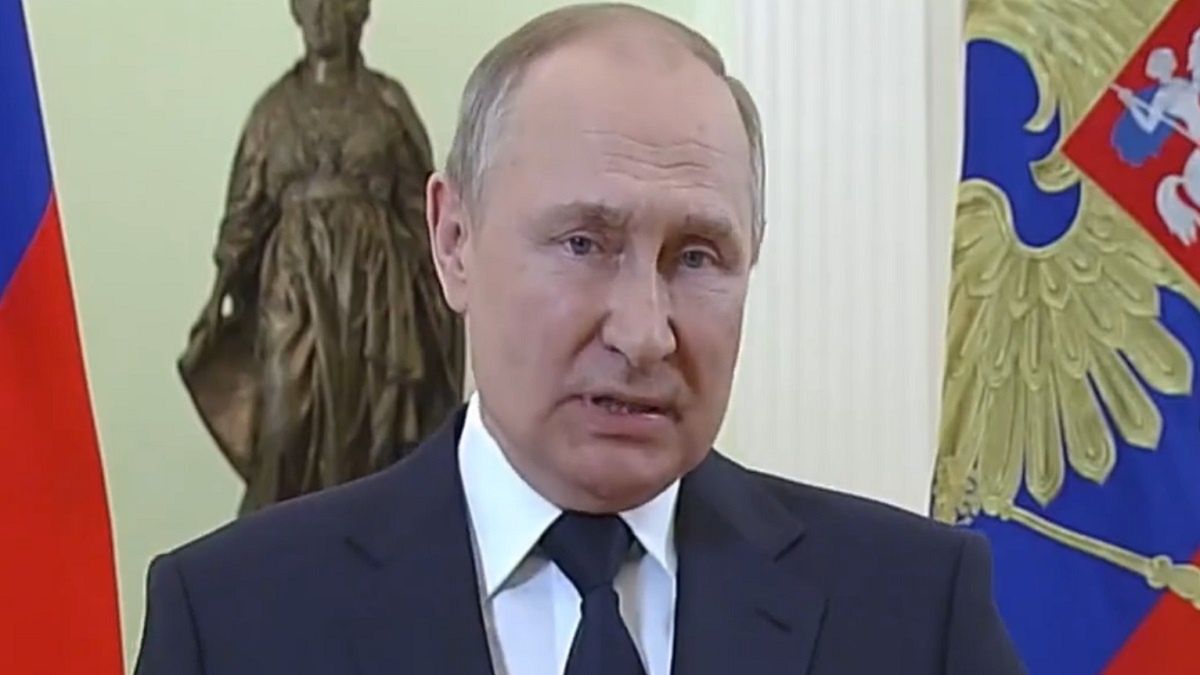 Władimir Putin kłamie o wojskach wysłanych do Ukrainy