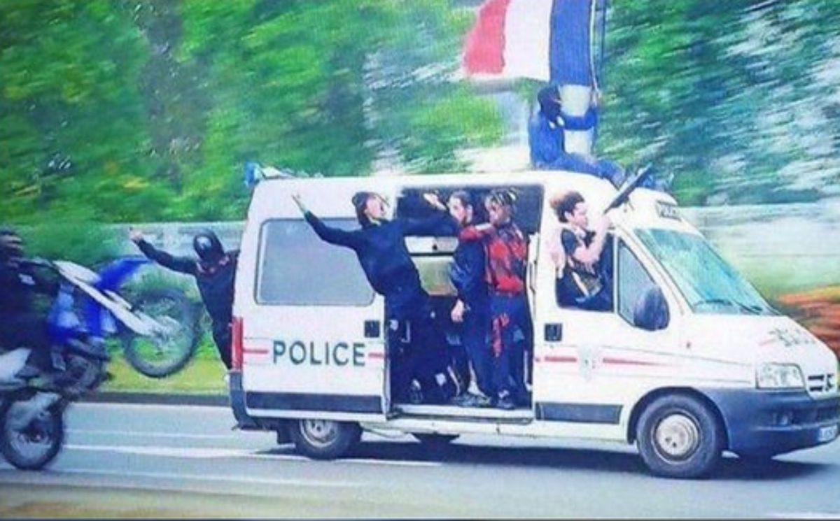 To rzekome zdjęcie z Francji bije rekordy popularności w sieci. W rzeczywistości to scena z filmu, który można zobaczyć na Netfliksie 