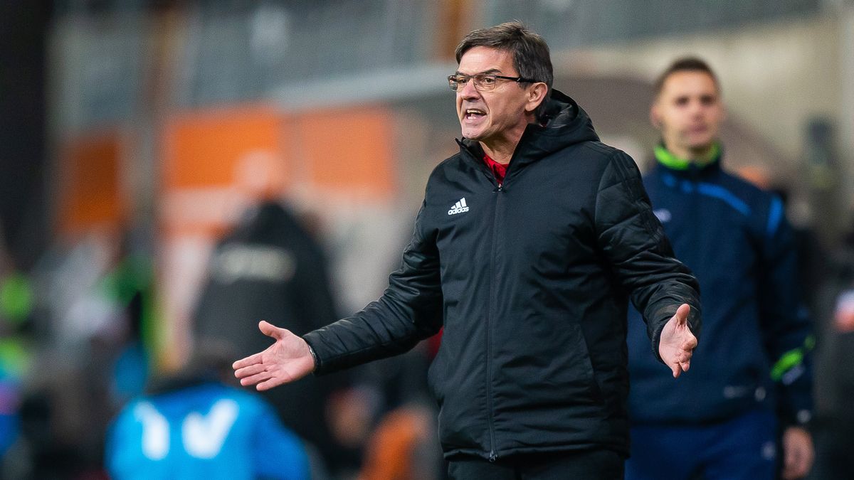 Newspix / LUKASZ SKWIOT/CYFRASPORT / Na zdjęciu: Waldemar Fornalik